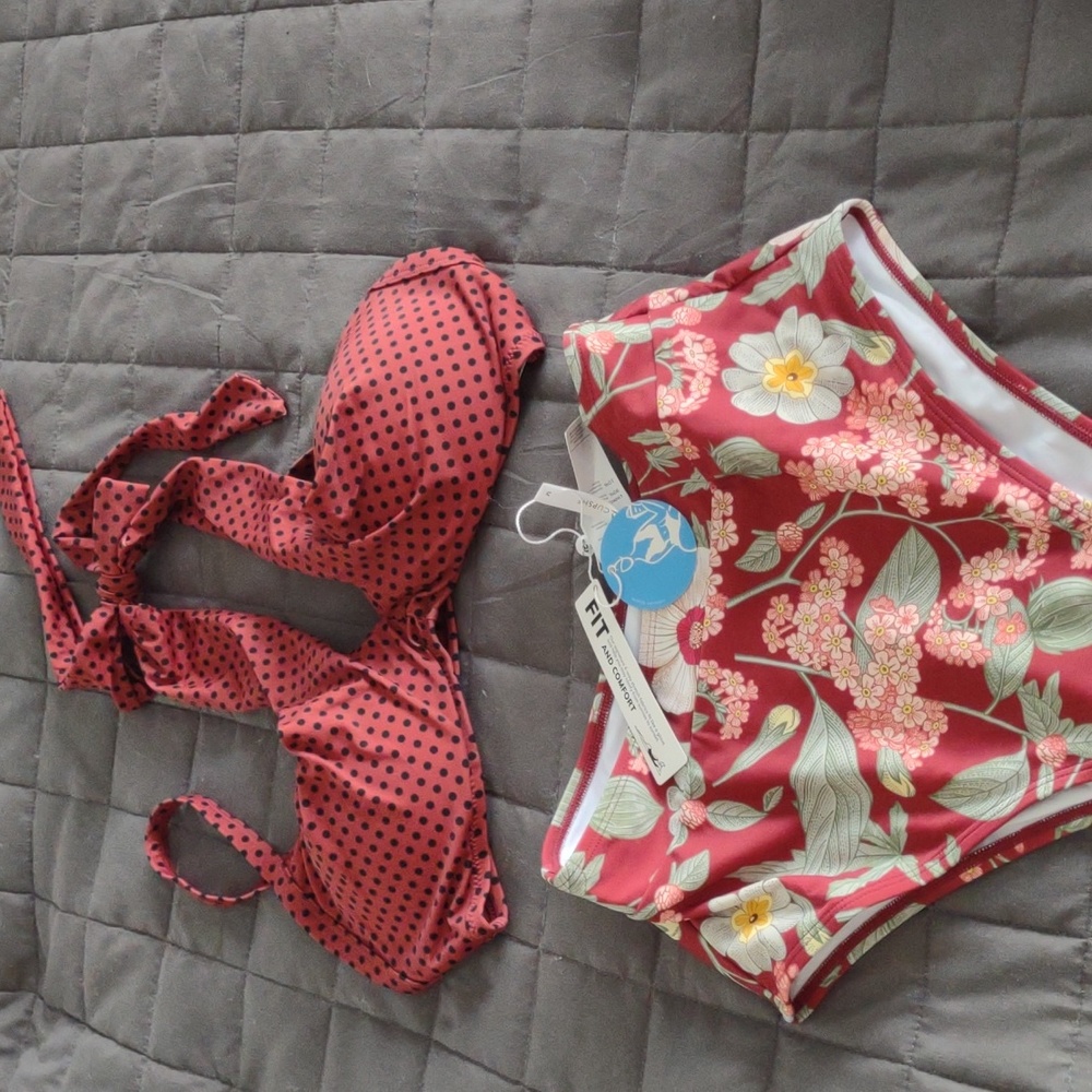 New.  Cupshe 2 piece